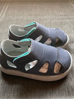 Ten Little Everyday Sandals  Navy with Easy Hook-and-Loop Closure